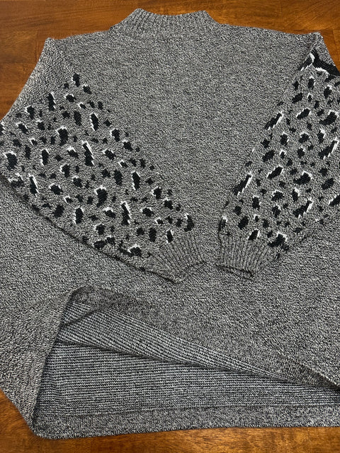 Vintage 90s Forelli Gray Leopard Graphic Knit Sweater (L/XL)