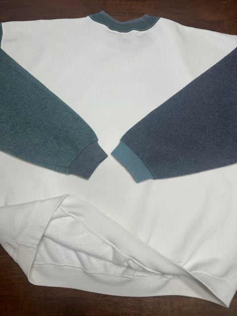 Vintage 90s Alaska Wildlife Fleece Colorblock Sweatshirt (~XL)
