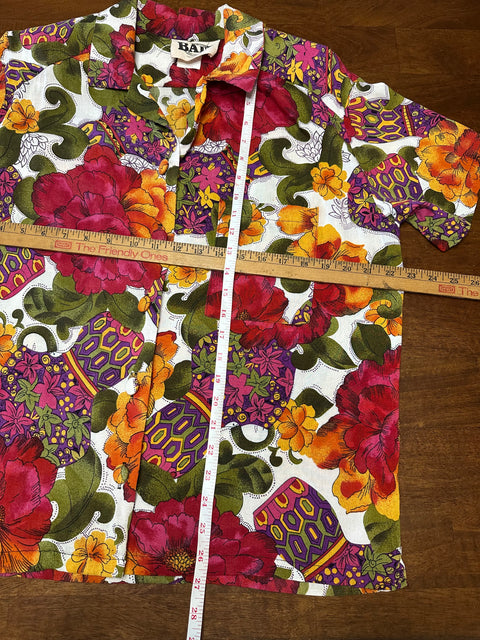 Vintage 80s Abstract Floral Patterned Button-Up Shirt (M)