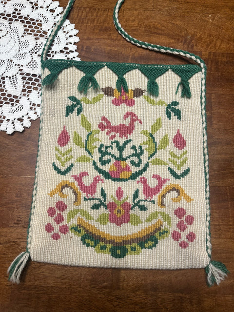Vintage 60s/70s Green Woven Folk Art Tassel Trim Tote Bag
