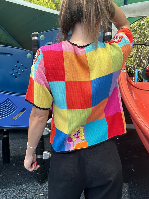 ☕Vtg 90s 'Tea Party' Lady Faces Colorblock Knit Statement Sweater (S/M)