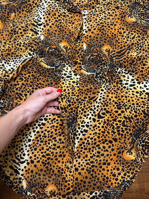 Vintage 80s Leopard Print Button Up Shirt (~S)