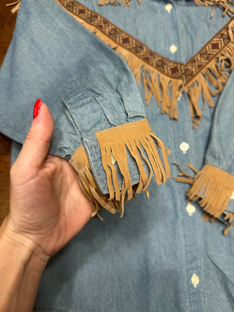 Vintage 80s Western Fringe Denim Rodeo Button-Up (~M)