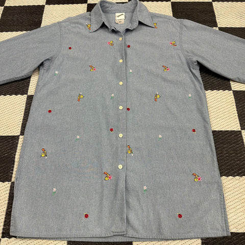 Vintage '99 Embroidered Tweety/Ladybug Denim Button-Up (S/M)